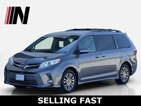 Gray 2019 Toyota Sienna XLE Premium for sale in Noblesville, IN