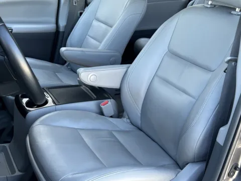 More photos of 2019 Toyota Sienna XLE Premium at Noblesville Imports, IN