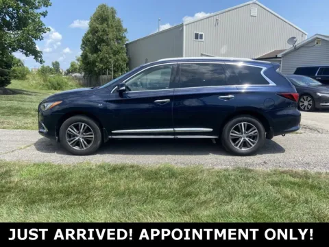 Photos of 2020 INFINITI QX60 LUXE for sale in Noblesville, IN at Noblesville Imports