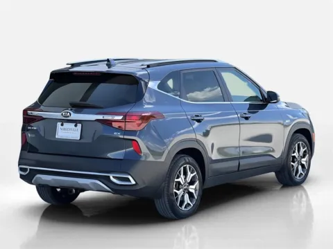 Photos of 2021 Kia Seltos EX for sale in Noblesville, IN at Noblesville Imports