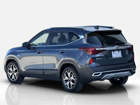 More photos of 2021 Kia Seltos EX at Noblesville Imports, IN