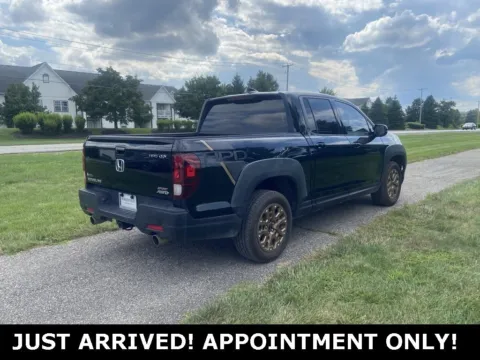 More photos of 2021 Honda Ridgeline Sport at Noblesville Imports, IN