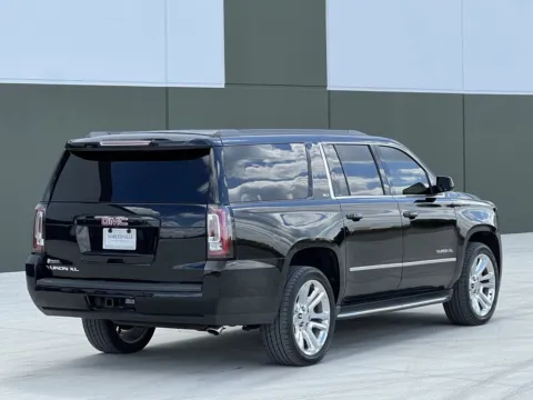 More photos of 2017 GMC Yukon XL SLT at Noblesville Imports, IN