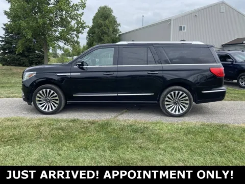 Photos of 2020 Lincoln Navigator L Reserve for sale in Noblesville, IN at Noblesville Imports