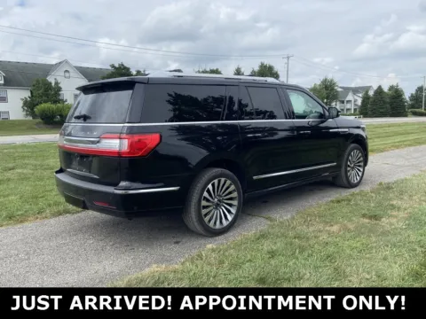 More photos of 2020 Lincoln Navigator L Reserve at Noblesville Imports, IN
