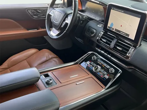 Another view of 2020 Lincoln Navigator L Reserve for sale in Noblesville, IN at Noblesville Imports