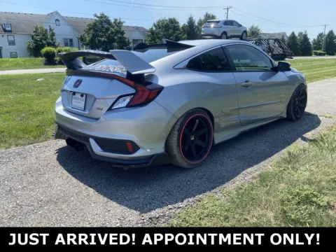 More photos of 2018 Honda Civic Si Coupe Si at Noblesville Imports, IN