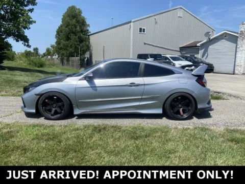Photos of 2018 Honda Civic Si Coupe Si for sale in Noblesville, IN at Noblesville Imports