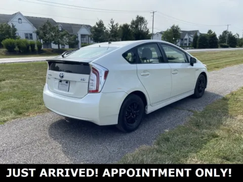 More photos of 2015 Toyota Prius Two at Noblesville Imports, IN