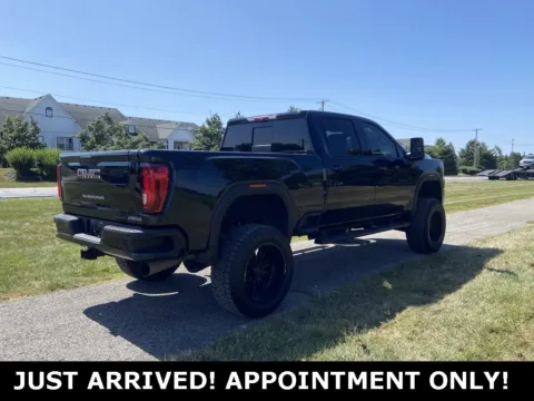 More photos of 2020 GMC Sierra 2500HD AT4 at Noblesville Imports, IN
