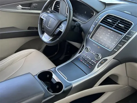 Another view of 2020 Lincoln Nautilus Reserve for sale in Noblesville, IN at Noblesville Imports