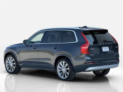 Photos of 2022 Volvo XC90 Momentum for sale in Noblesville, IN at Noblesville Imports