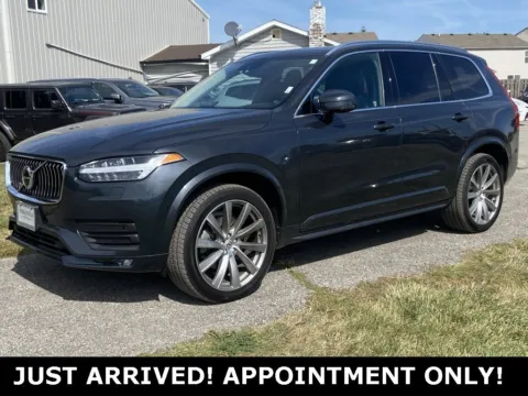Gray 2022 Volvo XC90 Momentum for sale in Noblesville, IN