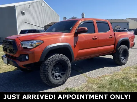 Orange 2018 Toyota Tacoma TRD Off Road for sale in Noblesville, IN