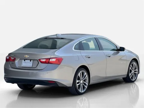 More photos of 2023 Chevrolet Malibu LT at Noblesville Imports, IN