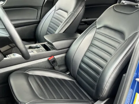 More photos of 2024 Ford Edge SEL at Noblesville Imports, IN