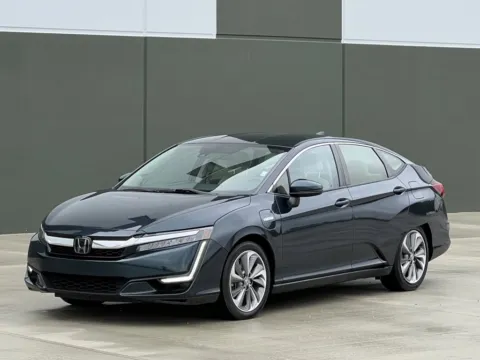 Gray 2018 Honda Clarity Plug-In Hybrid Touring for sale in Noblesville, IN