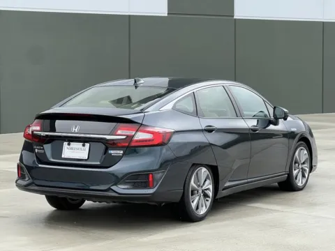 More photos of 2018 Honda Clarity Plug-In Hybrid Touring at Noblesville Imports, IN
