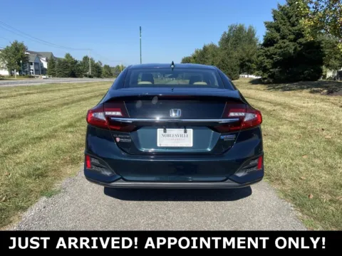 More photos of 2018 Honda Clarity Plug-In Hybrid Touring at Noblesville Imports, IN