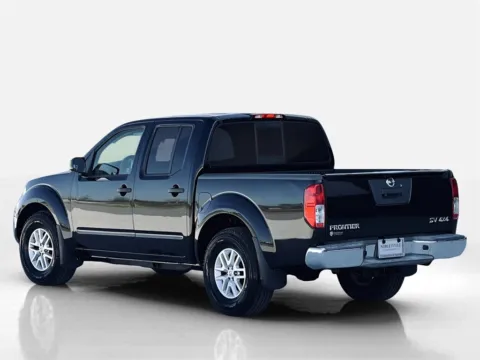 Photos of 2016 Nissan Frontier SV for sale in Noblesville, IN at Noblesville Imports
