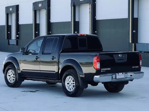 Photos of 2016 Nissan Frontier SV for sale in Noblesville, IN at Noblesville Imports