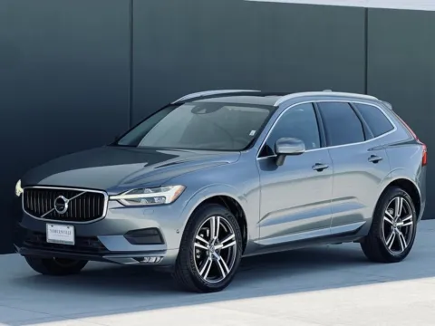 Gray 2019 Volvo XC60 Momentum for sale in Noblesville, IN
