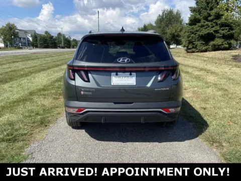 More photos of 2022 Hyundai Tucson Hybrid SEL Convenience at Noblesville Imports, IN