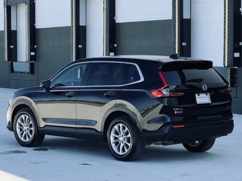 More photos of 2024 Honda CR-V EX at Noblesville Imports, IN