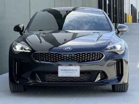 More photos of 2021 Kia Stinger GT2 at Noblesville Imports, IN