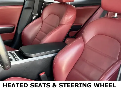More photos of 2021 Kia Stinger GT2 at Noblesville Imports, IN