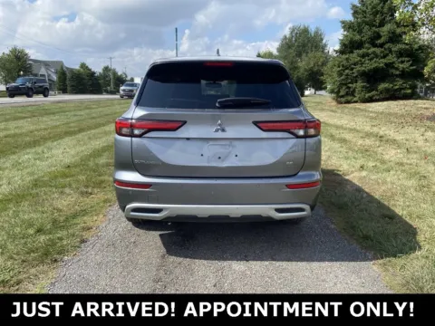More photos of 2024 Mitsubishi Outlander SE Black Edition at Noblesville Imports, IN