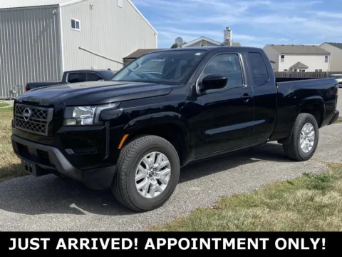 Black 2022 Nissan Frontier SV for sale in Noblesville, IN