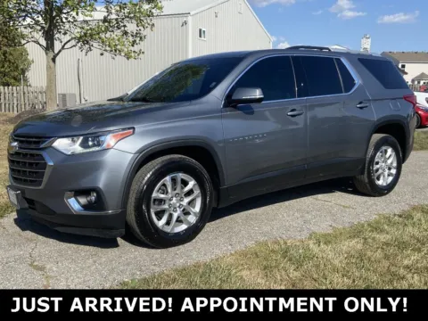 Gray 2018 Chevrolet Traverse LT Cloth for sale in Noblesville, IN