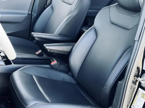 More photos of 2021 Volkswagen ID.4 1st Edition at Noblesville Imports, IN