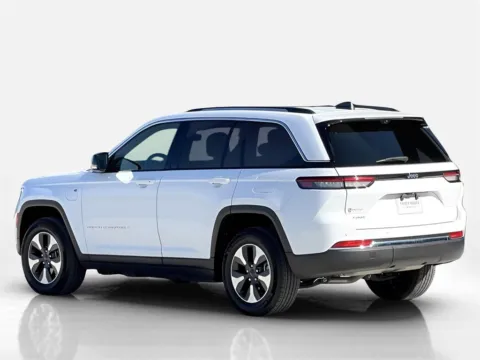 Photos of 2022 Jeep Grand Cherokee 4xe for sale in Noblesville, IN at Noblesville Imports