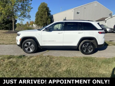 Photos of 2022 Jeep Grand Cherokee 4xe for sale in Noblesville, IN at Noblesville Imports