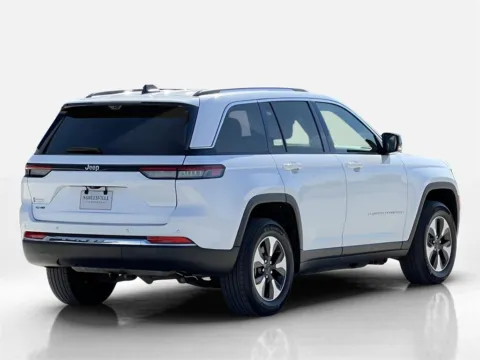 More photos of 2022 Jeep Grand Cherokee 4xe at Noblesville Imports, IN