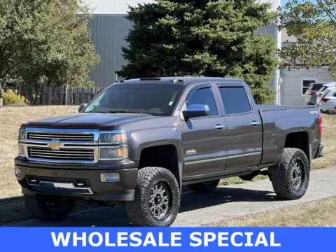 Gray 2014 Chevrolet Silverado 1500 High Country for sale in Noblesville, IN