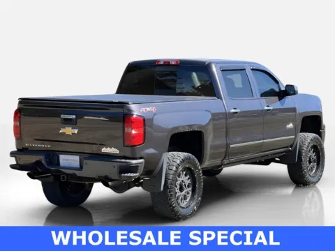 Photos of 2014 Chevrolet Silverado 1500 High Country for sale in Noblesville, IN at Noblesville Imports