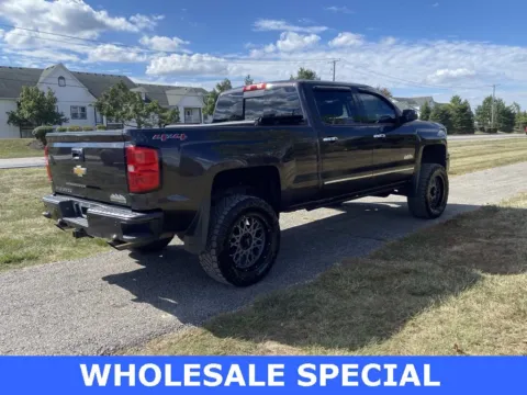More photos of 2014 Chevrolet Silverado 1500 High Country at Noblesville Imports, IN