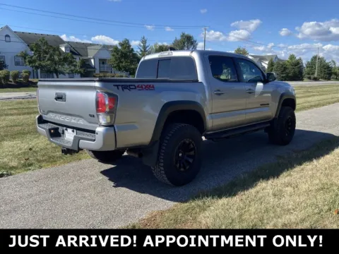 More photos of 2020 Toyota Tacoma TRD Off Road at Noblesville Imports, IN
