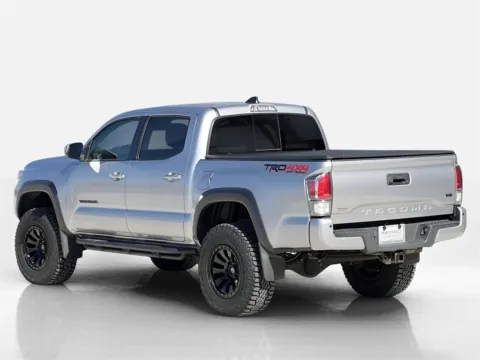 More photos of 2020 Toyota Tacoma TRD Off Road at Noblesville Imports, IN