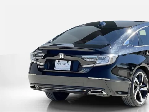 More photos of 2022 Honda Accord Sedan Sport at Noblesville Imports, IN