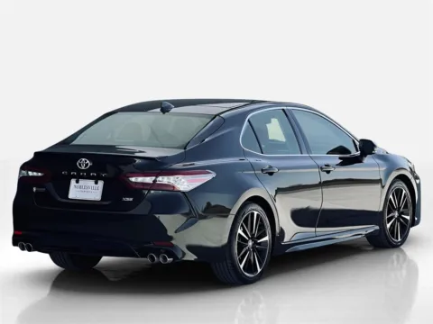 More photos of 2018 Toyota Camry XSE at Noblesville Imports, IN
