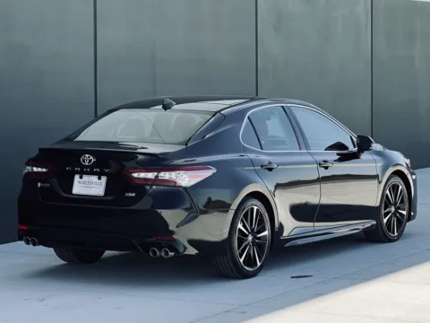 More photos of 2018 Toyota Camry XSE at Noblesville Imports, IN