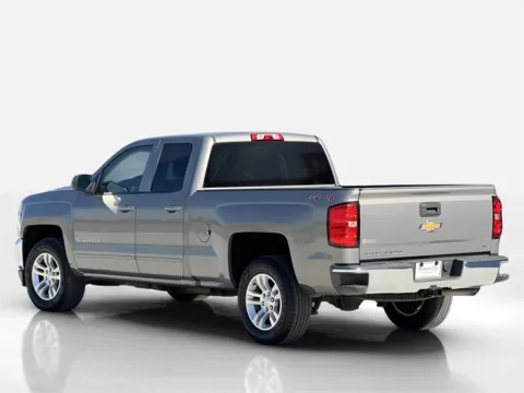 More photos of 2017 Chevrolet Silverado 1500 LT at Noblesville Imports, IN