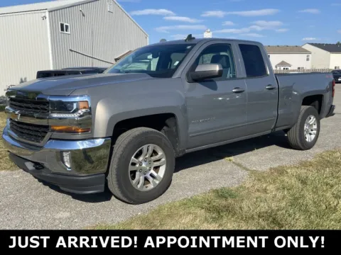 Gray 2017 Chevrolet Silverado 1500 LT for sale in Noblesville, IN