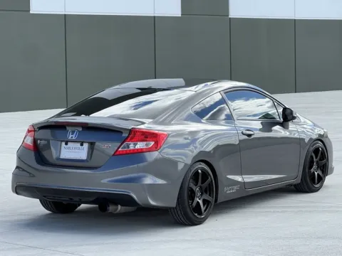 More photos of 2012 Honda Civic Cpe Si at Noblesville Imports, IN