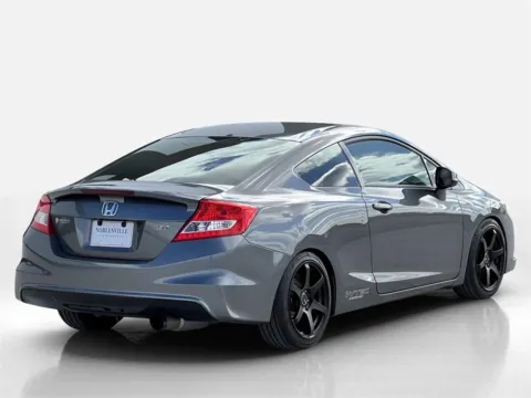 More photos of 2012 Honda Civic Cpe Si at Noblesville Imports, IN