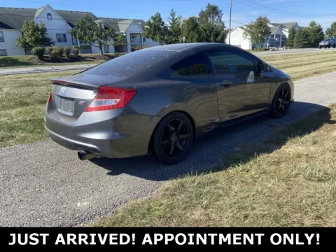 More photos of 2012 Honda Civic Cpe Si at Noblesville Imports, IN